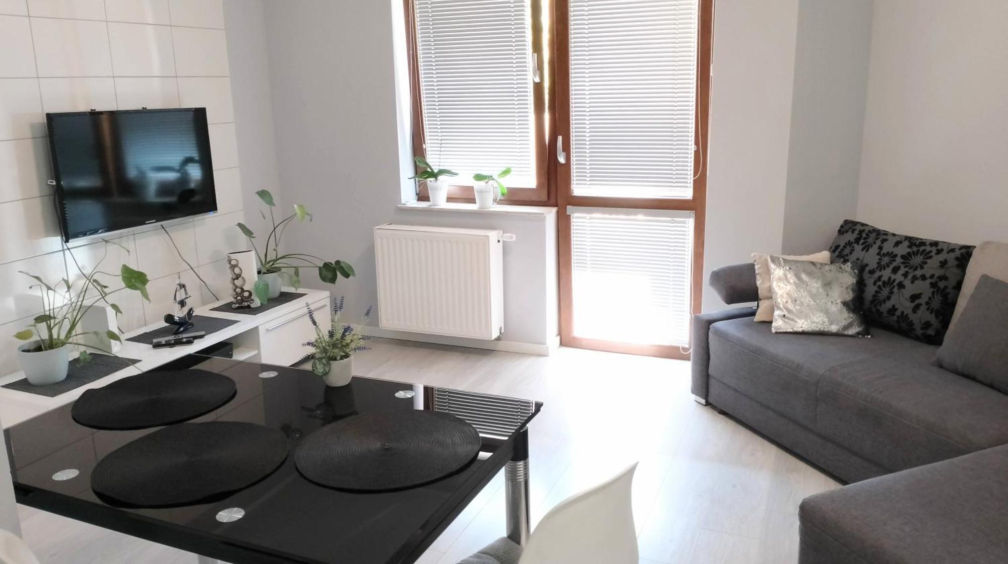 Apartament Zalesie Z Tarasem ลูบิน ภายนอก รูปภาพ